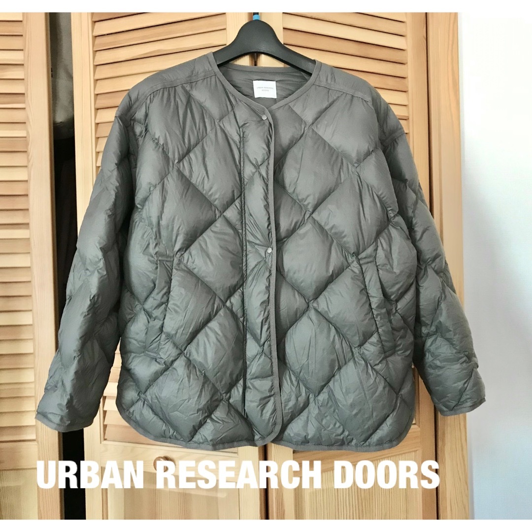 URBAN RESEARCH DOORS(アーバンリサーチドアーズ)のURBAN RESEARCH DOORS【アーバンリサーチドアーズ】ライトダウン レディースのジャケット/アウター(ダウンジャケット)の商品写真