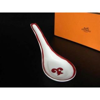 エルメス(Hermes)の■新品■未使用■ HERMES エルメス カダルキヴィール スープスプーン カトラリー 食器 テーブルウェア ホワイト系×レッド系 AT3331(食器)