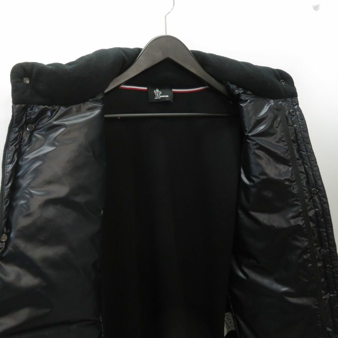 MONCLER(モンクレール)のMONCLER GRENOBLE CARDIGAN メンズのジャケット/アウター(ダウンジャケット)の商品写真