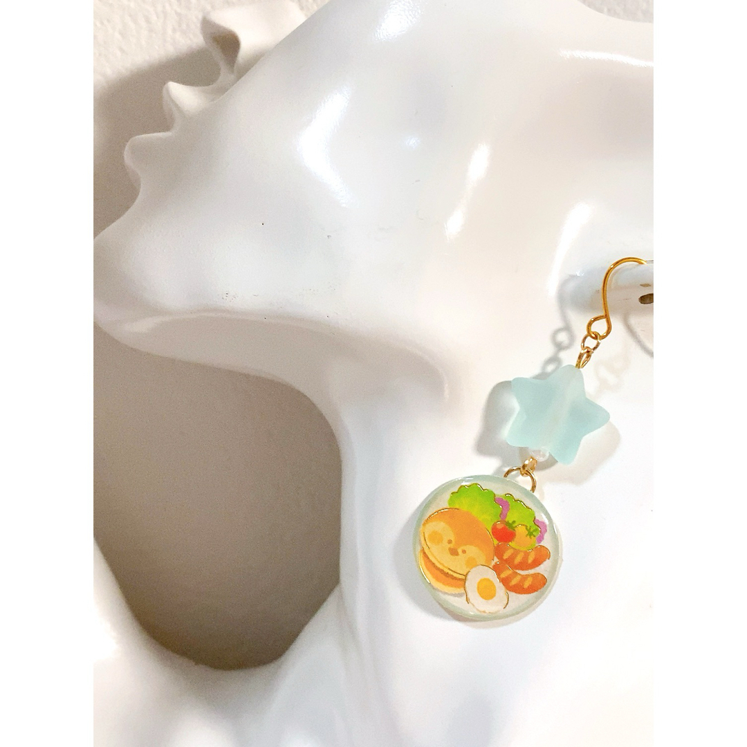 大人可愛い♡ ペンギンさんパンケーキ♪ ピアス・イヤリング　★2セット限定★ ハンドメイドのアクセサリー(ピアス)の商品写真