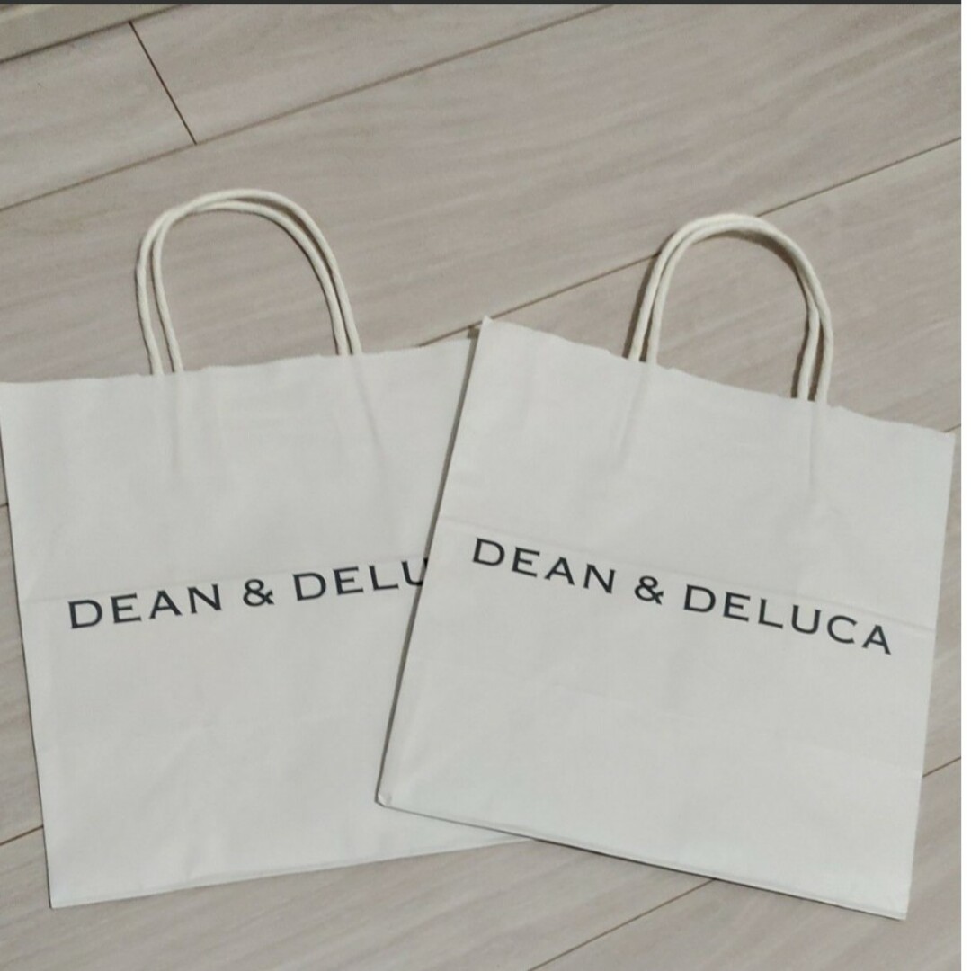 DEAN&DELUCA　紙袋 レディースのバッグ(ショップ袋)の商品写真