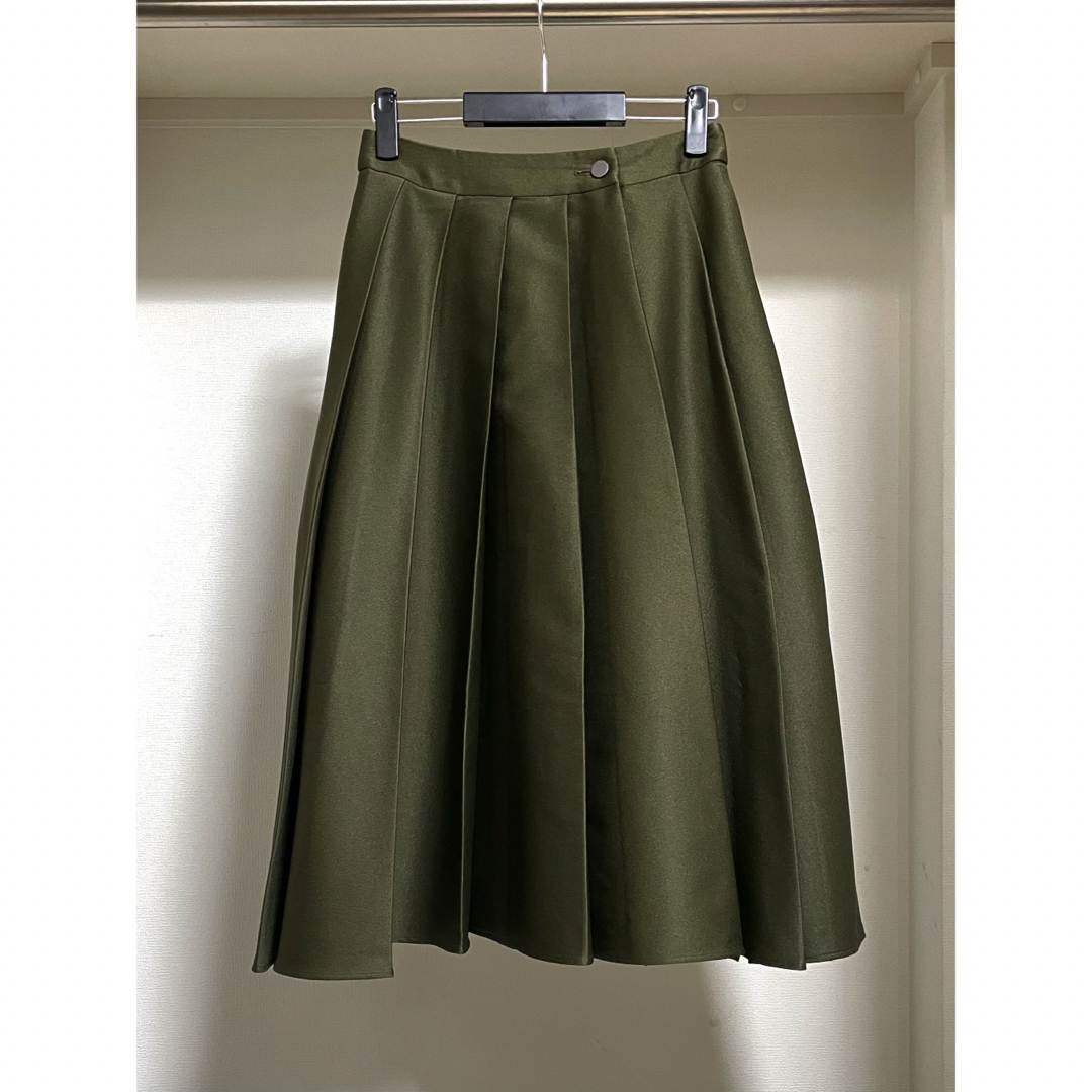 PAMEO POSE(パメオポーズ)の【PAMEO POSE】SLIT PLEATED SKIRT【Ｍサイズ】 レディースのスカート(ひざ丈スカート)の商品写真