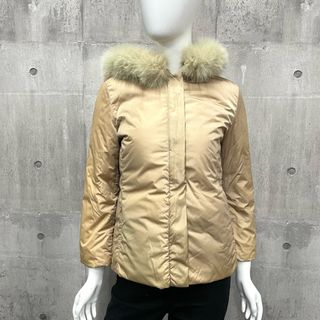 マックスマーラ(Max Mara)の【SALE】MAX MARA マックスマーラ ダウンジャケット フード ファー アウター アパレル 服 40 ベージュ ゴールド金具 ナイロン    レディース 冬【中古品】(ダウンジャケット)