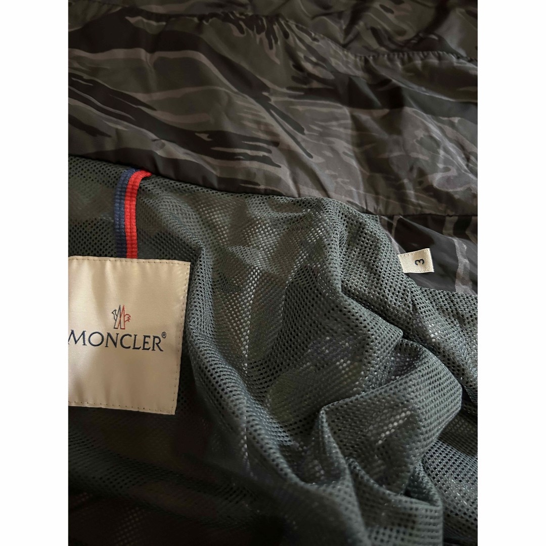 MONCLER(モンクレール)のモンクレール迷彩パーカー メンズのトップス(パーカー)の商品写真