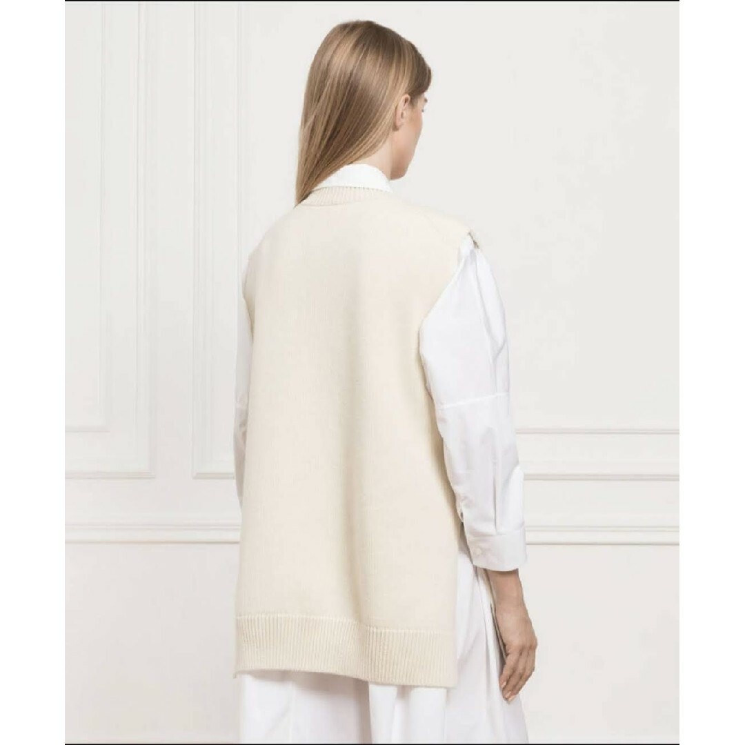 Jil Sander(ジルサンダー)のジルサンダー 2022AW クルーネックニットベスト 白系 ライトベージュ レディースのトップス(ニット/セーター)の商品写真