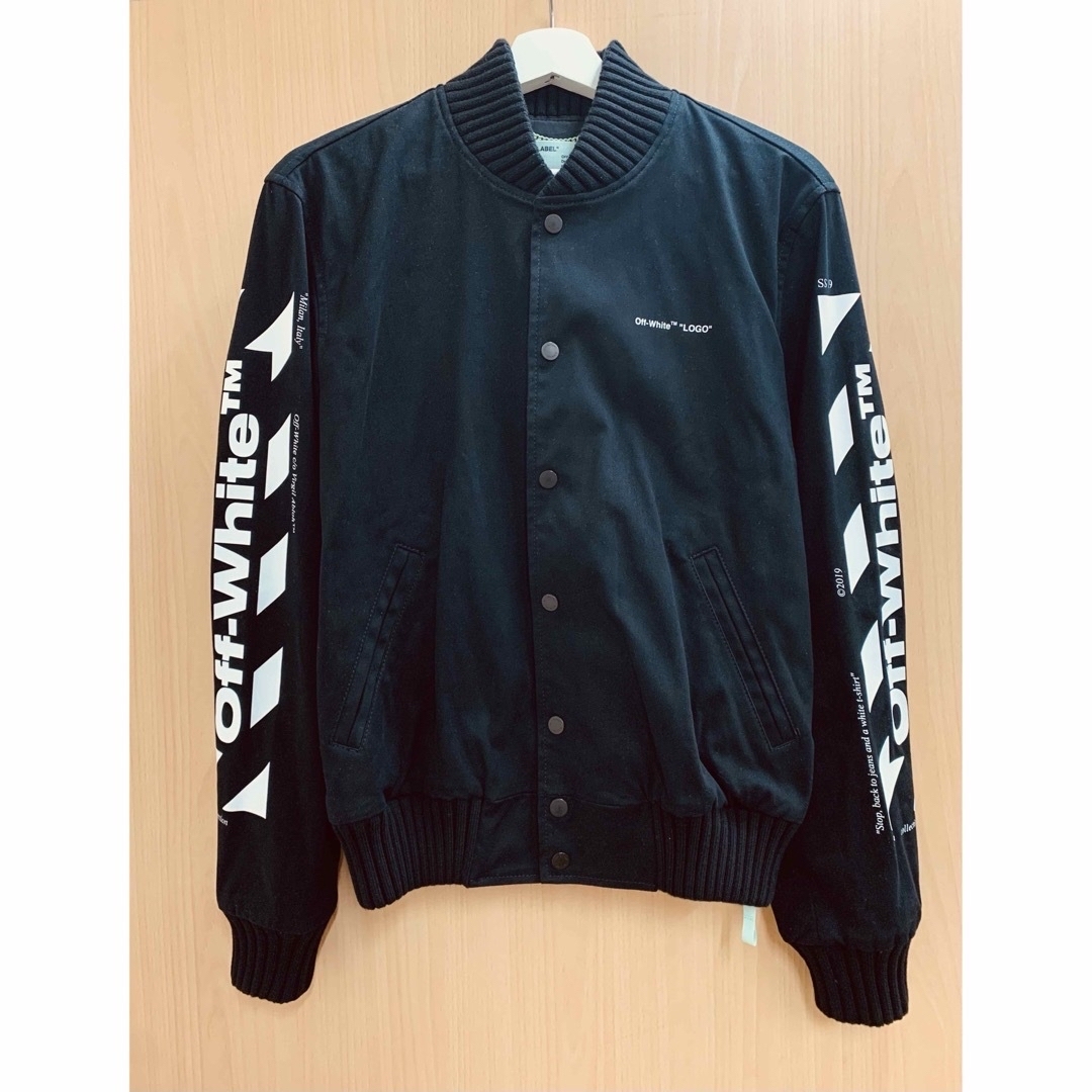 OFF-WHITE(オフホワイト)の【週末セール】OFF-WHITE スキニーバーシティジャケット　 メンズのジャケット/アウター(スタジャン)の商品写真