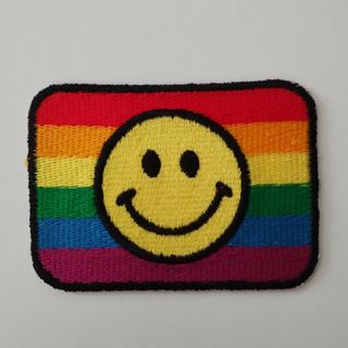 アイロンワッペン アイロン刺繍ワッペン ピースマーク PEACE ニコちゃん(各種パーツ)