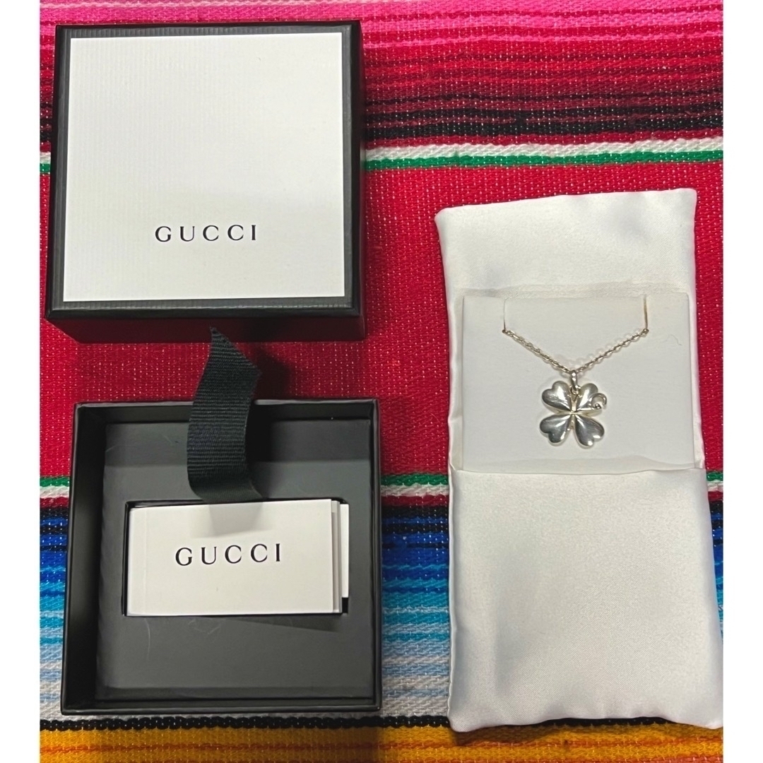 美品　GUCCI クローバーネックレス　シルバー