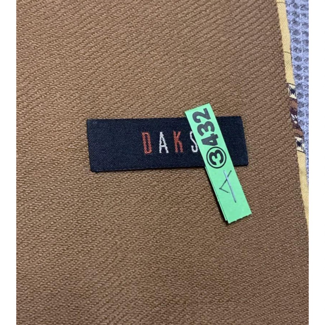 DAKS(ダックス)のダックス(DAKS)ハウスチェックモノグラム　 リバーシブル　スカーフストール レディースのファッション小物(バンダナ/スカーフ)の商品写真