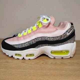 ナイキ(NIKE)の美品 大人気 NIKE WMNS AIR MAX 95 SE(スニーカー)