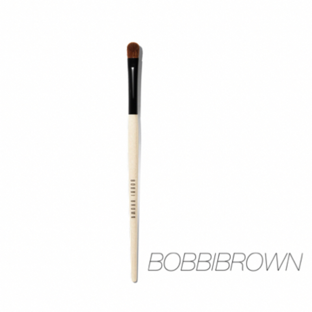 BOBBI BROWN(ボビイブラウン)のBOBBIBROWN EYE SHADOW BRUSH アイシャドウ ブラシ コスメ/美容のメイク道具/ケアグッズ(ブラシ・チップ)の商品写真