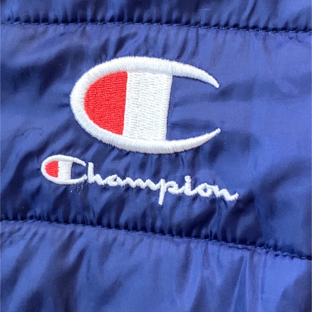 Champion(チャンピオン)のChampion キッズダウンジャケット　ネイビー　サイズ80 キッズ/ベビー/マタニティのベビー服(~85cm)(ジャケット/コート)の商品写真