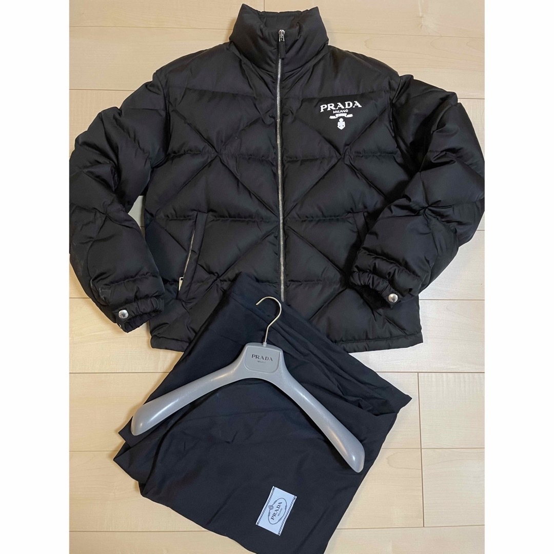 PRADA - 10%以上OFF!!2023AWモデル《PRADA》メンズ ダウン PRADA - 10%以上OFF!!2023AWモデル《PRADA》メンズ ダウン
