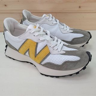 ニューバランス　new balance WS327 RA B オフホワイト