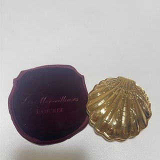 レメルヴェイユーズラデュレ(Les Merveilleuses LADUREE)のレ・メルヴェイユーズ ラデュレ リミテッド エディション パウダー ケース(ボトル・ケース・携帯小物)