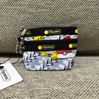 レスポートサック(LeSportsac)のレスポートサック  ポケモン 2段　ポーチ　コインケース　ピカチュウ(コインケース)