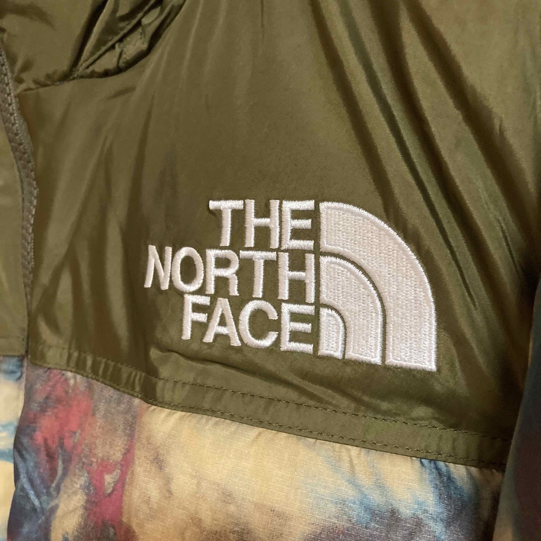 THE NORTH FACE(ザノースフェイス)の【新品未使用】ノースフェイス　ノベルティ ショート ヌプシ ダウン　M レディースのジャケット/アウター(ダウンジャケット)の商品写真