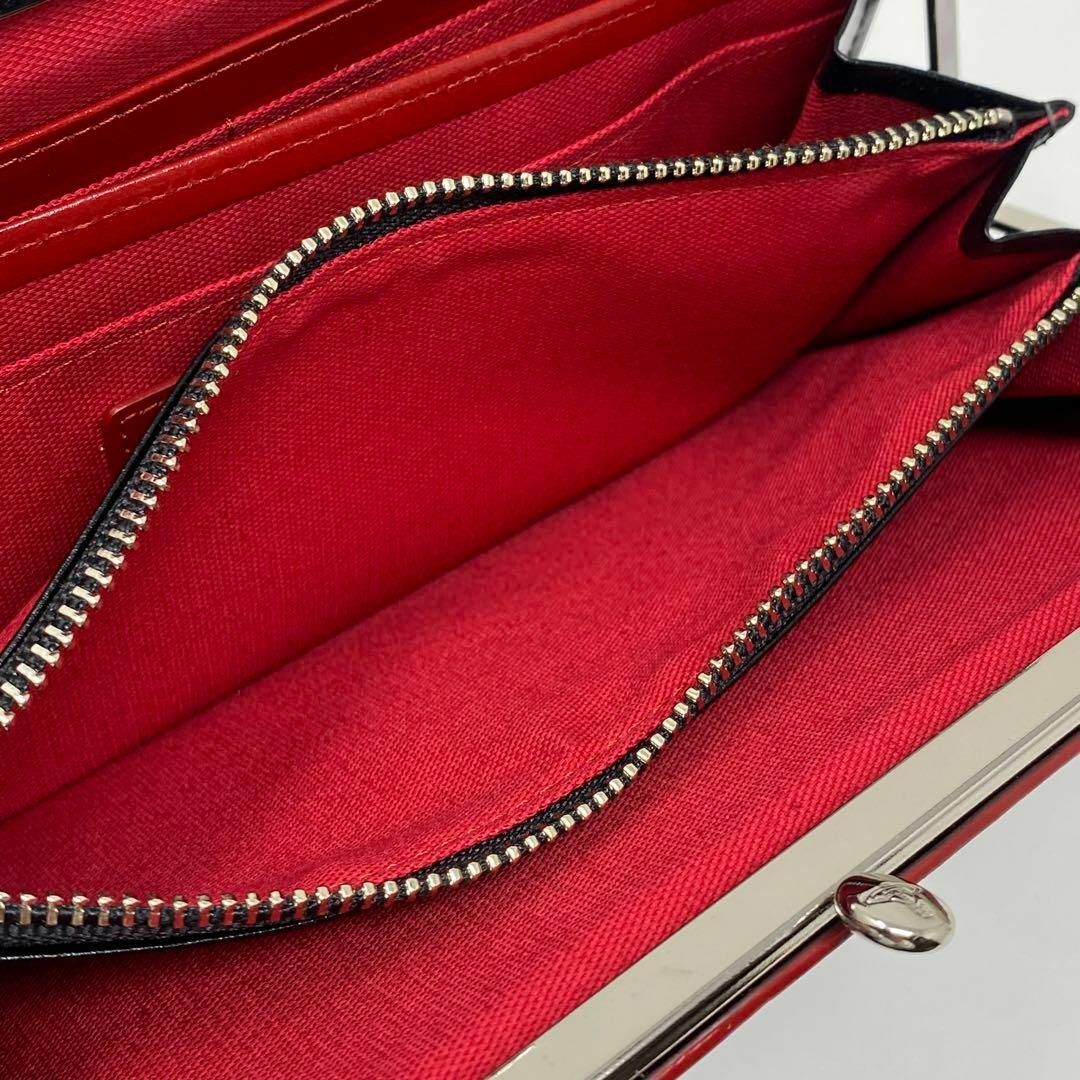 Vivienne Westwood(ヴィヴィアンウエストウッド)の最終お値下げ Vivienne Westwood 長財布 がま口 オーブ 黒 レディースのファッション小物(財布)の商品写真
