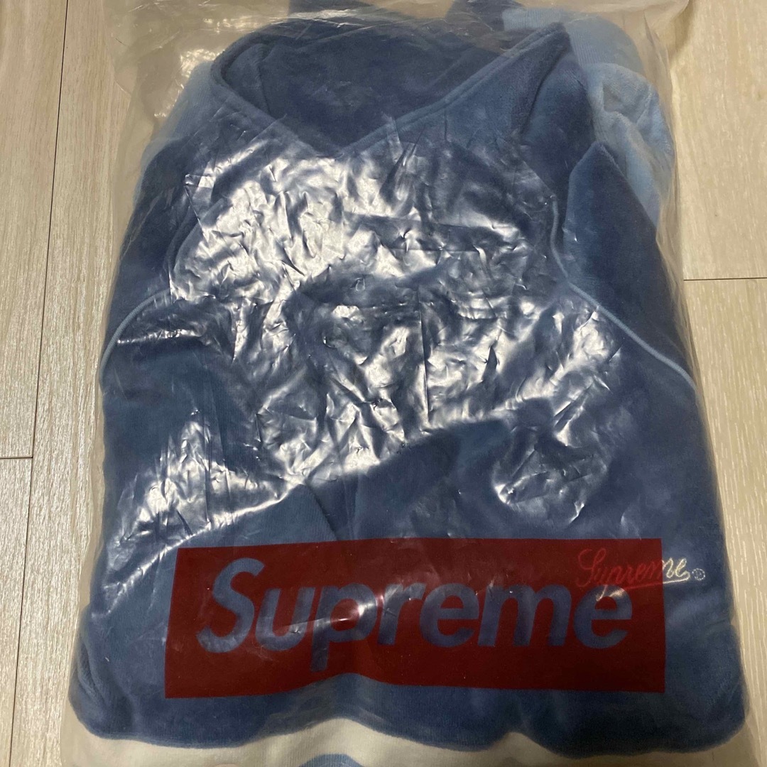 Supreme(シュプリーム)の supreme Stripe Velour Raglan L/S Polo  メンズのトップス(ポロシャツ)の商品写真