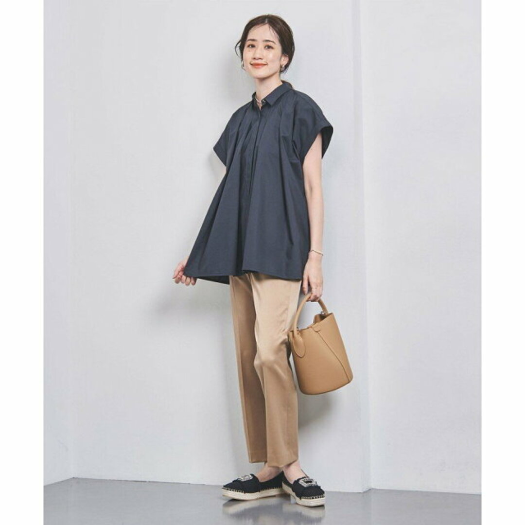 UNITED ARROWS(ユナイテッドアローズ)の【NAVY】タック フレアシャツ レディースのトップス(シャツ/ブラウス(長袖/七分))の商品写真