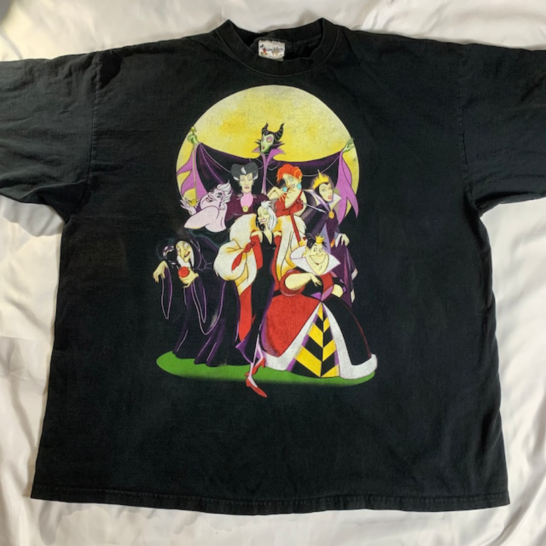 Disney(ディズニー)のDisney【ディズニー】villains ヴィランズ vintage Tシャツ メンズのトップス(Tシャツ/カットソー(半袖/袖なし))の商品写真