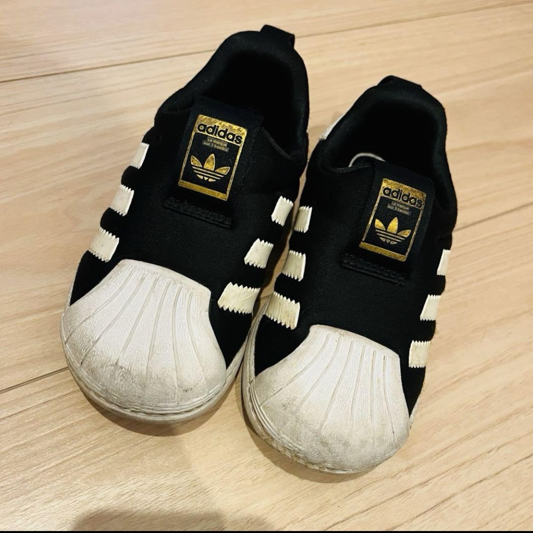 adidas(アディダス)のアディダススニーカー 14cm キッズ/ベビー/マタニティのベビー靴/シューズ(~14cm)(スニーカー)の商品写真