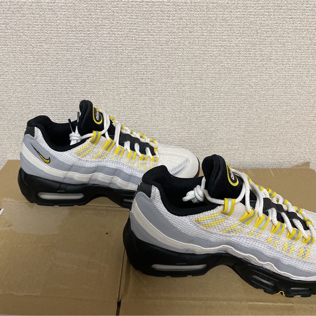 NIKE(ナイキ)の【激レア】NIKE AIR MAX 95 ナイキ エアマックス95 24.5cm レディースの靴/シューズ(スニーカー)の商品写真