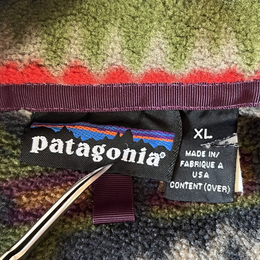 patagonia(パタゴニア)のアメリカ製 patagonia 雪なしタグ パタゴニア マルチカラー フリース メンズのメンズ その他(その他)の商品写真