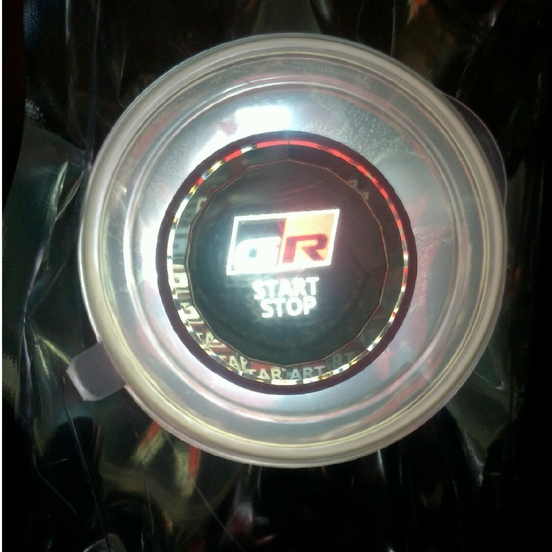 トヨタ(トヨタ)の【新品未開封】GR Gazoo Racing プッシュスタートボタンクリスタル 自動車/バイクの自動車(車内アクセサリ)の商品写真