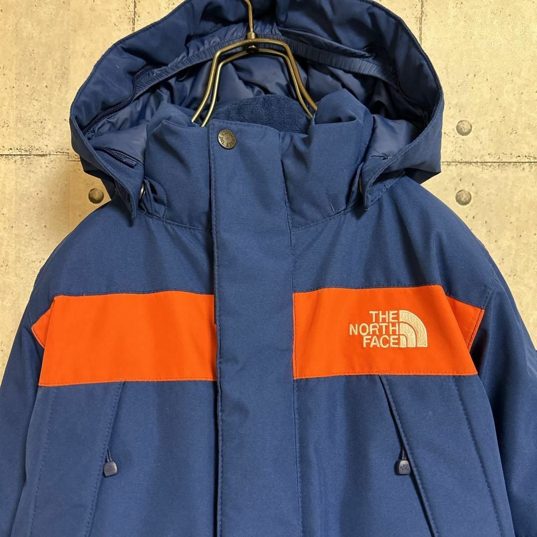 THE NORTH FACE(ザノースフェイス)の【美品】ノースフェイス　ダウンジャケット　ブルー　オレンジ　キッズ110 キッズ/ベビー/マタニティのキッズ服男の子用(90cm~)(コート)の商品写真