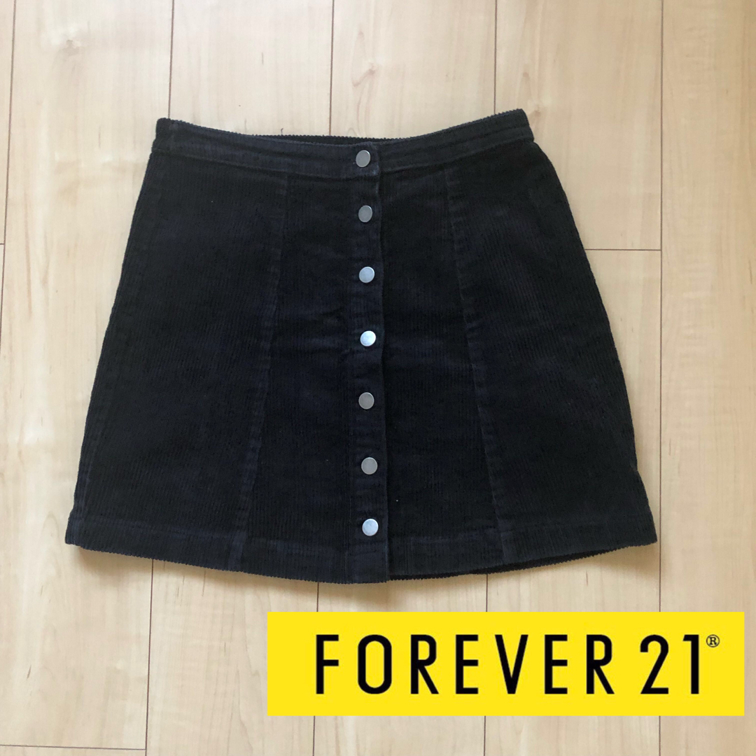 FOREVER 21(フォーエバートゥエンティーワン)のFOREVER21 ミニスカート　コードュロイ レディースのスカート(ミニスカート)の商品写真