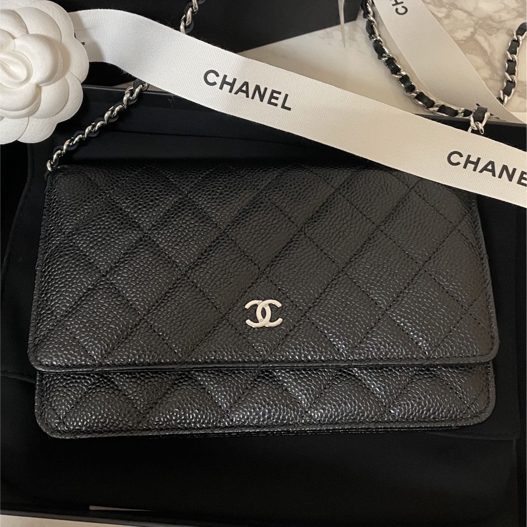 CHANEL チェーンウォレット　キャビアスキン（黒）バッグ