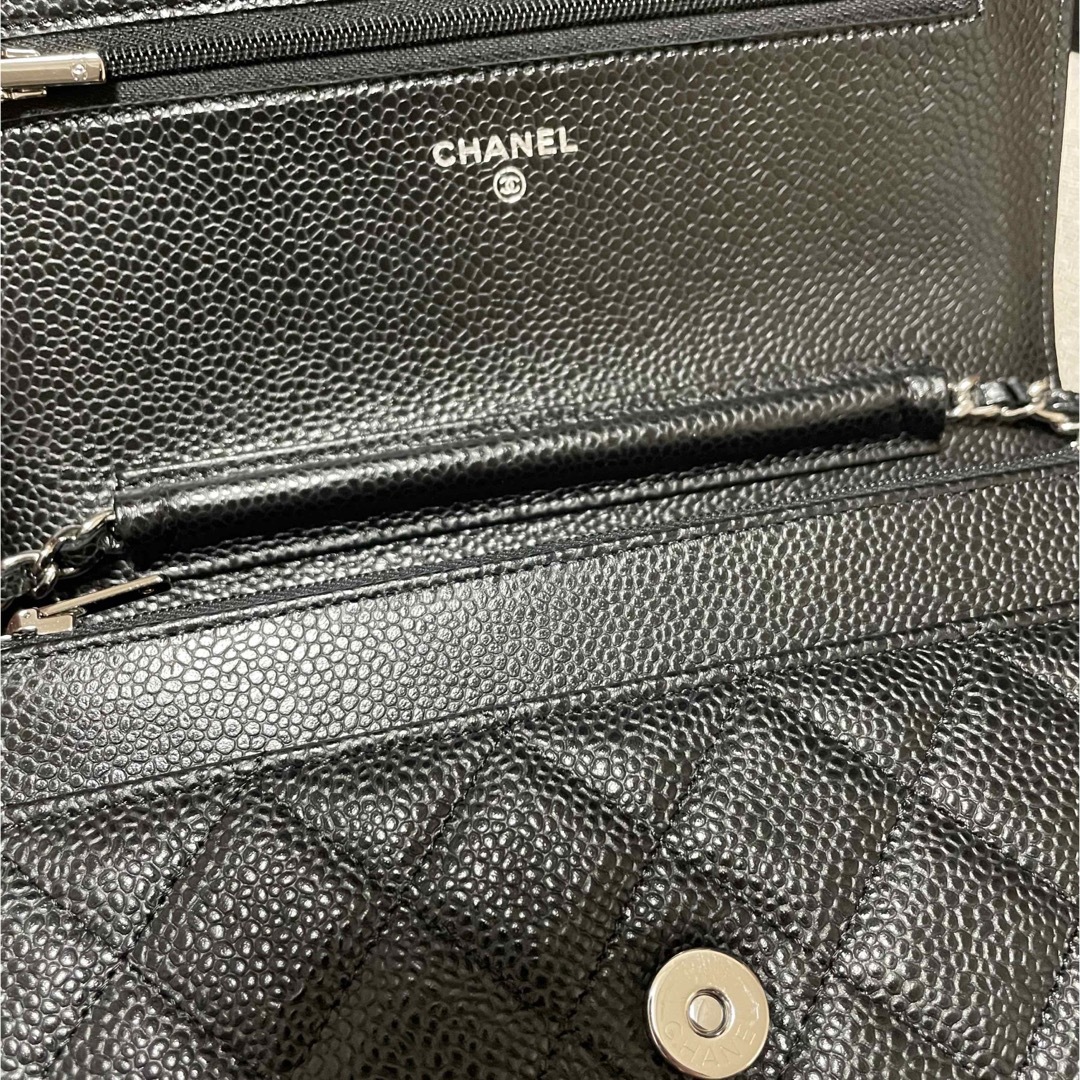 CHANEL(シャネル)のCHANEL チェーンウォレット　キャビアスキン（黒） レディースのバッグ(クラッチバッグ)の商品写真