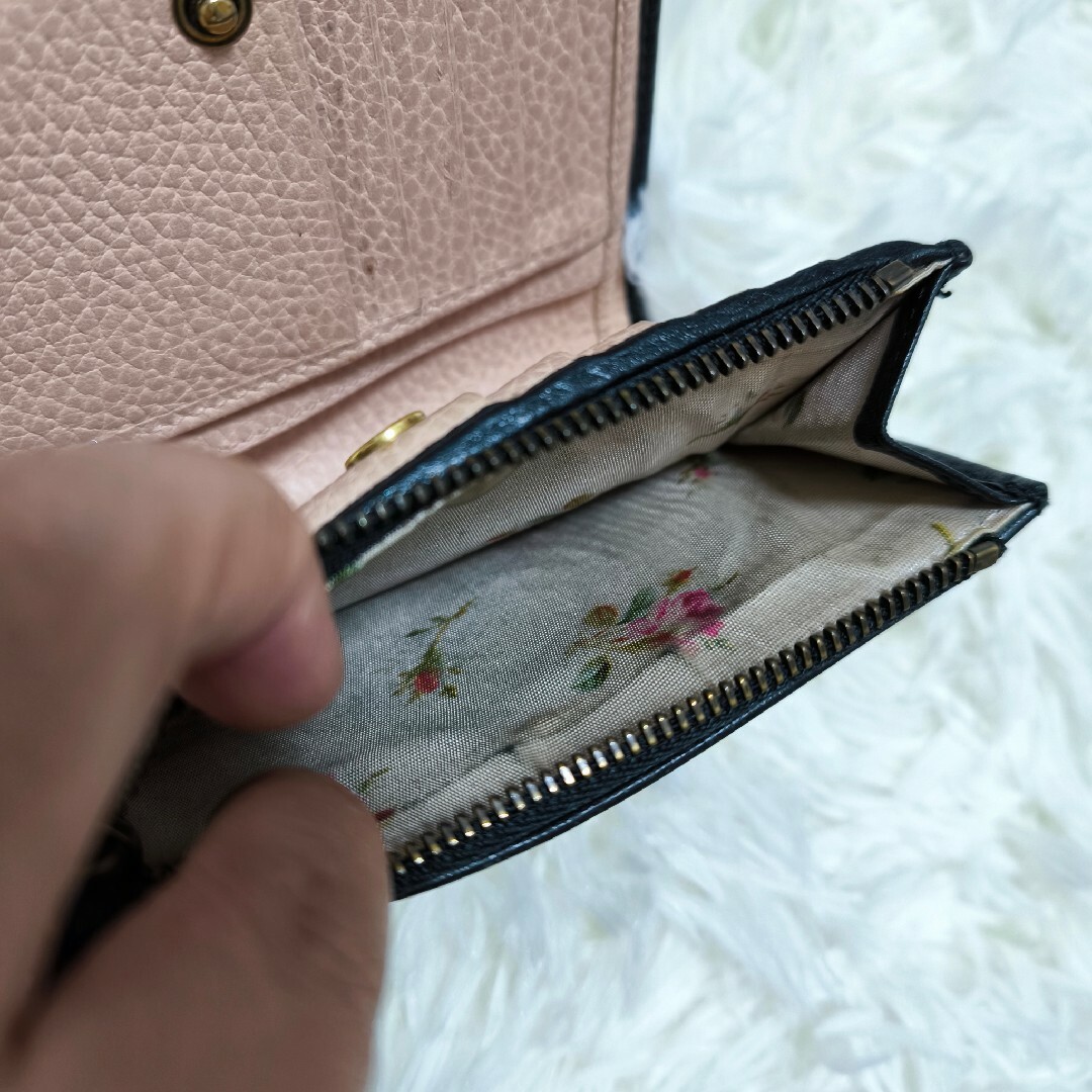 Gucci(グッチ)の【廃番品】GUCCI 折財布　二つ折り　折りたたみお財布　リボン　花柄 メンズのファッション小物(折り財布)の商品写真