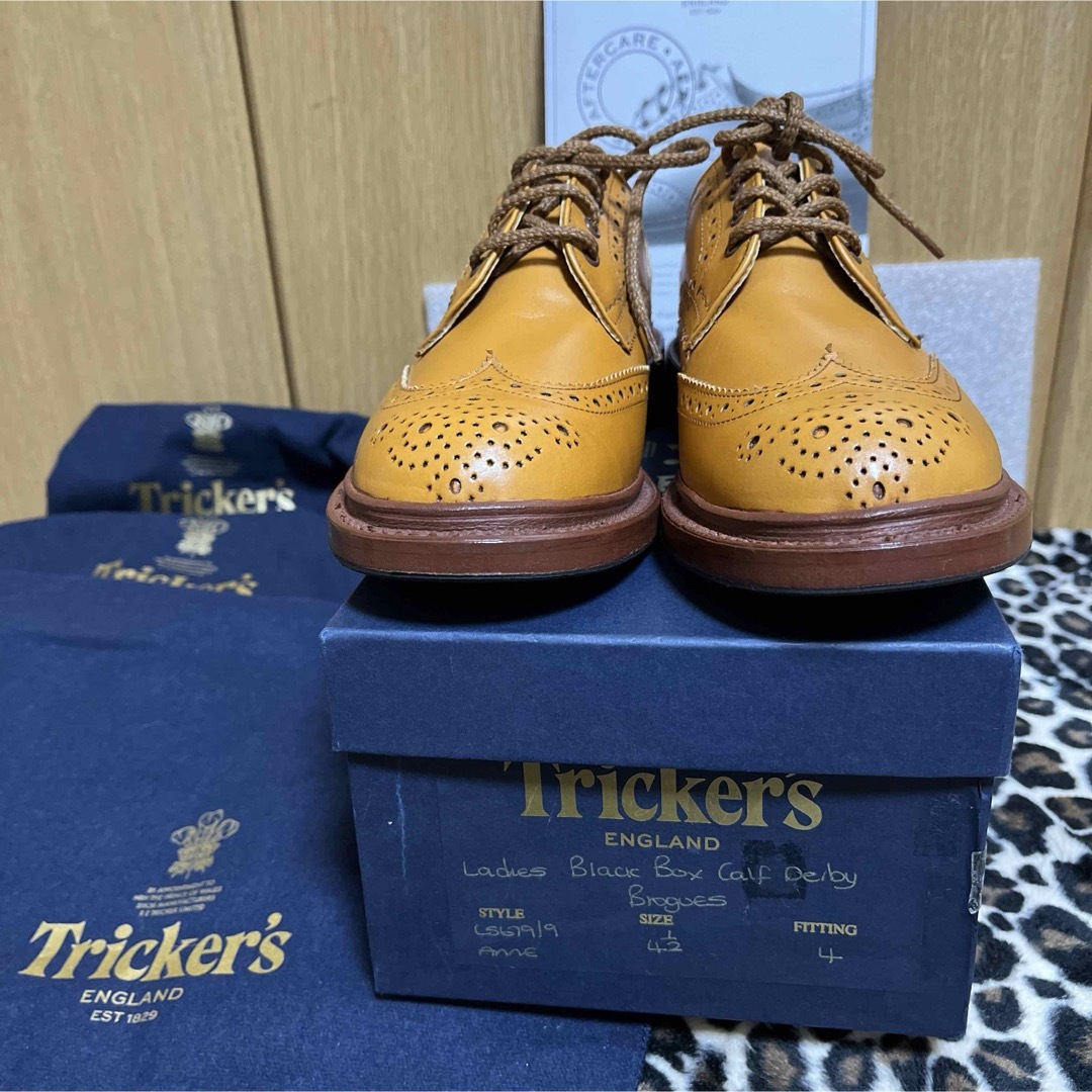 Trickers(トリッカーズ)のトリッカーズL5679 ANNE / ACORN ANTIQUE レディースの靴/シューズ(ローファー/革靴)の商品写真