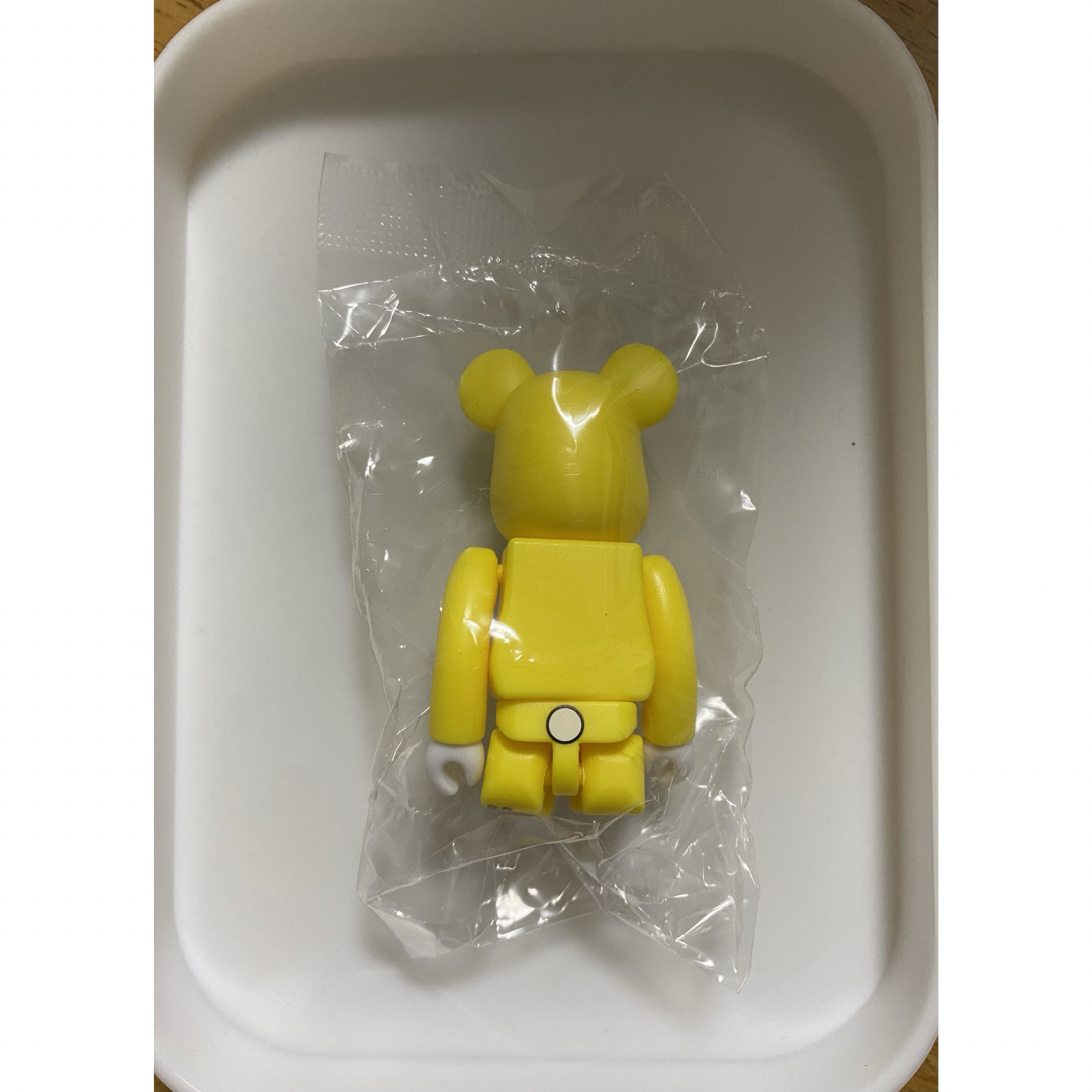 BE@RBRICK(ベアブリック)の☆ヒグマ☆様 専用  47 ANIMAL 裏 シークレット サイコベア イエロー エンタメ/ホビーのおもちゃ/ぬいぐるみ(キャラクターグッズ)の商品写真