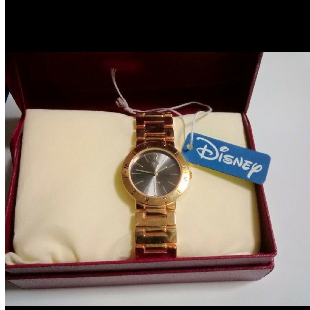 Disney(ディズニー)の【送料無料】新品未使用　ディズニー　ミッキー・ゴールド腕時計　モニター電池切れ メンズの時計(腕時計(アナログ))の商品写真