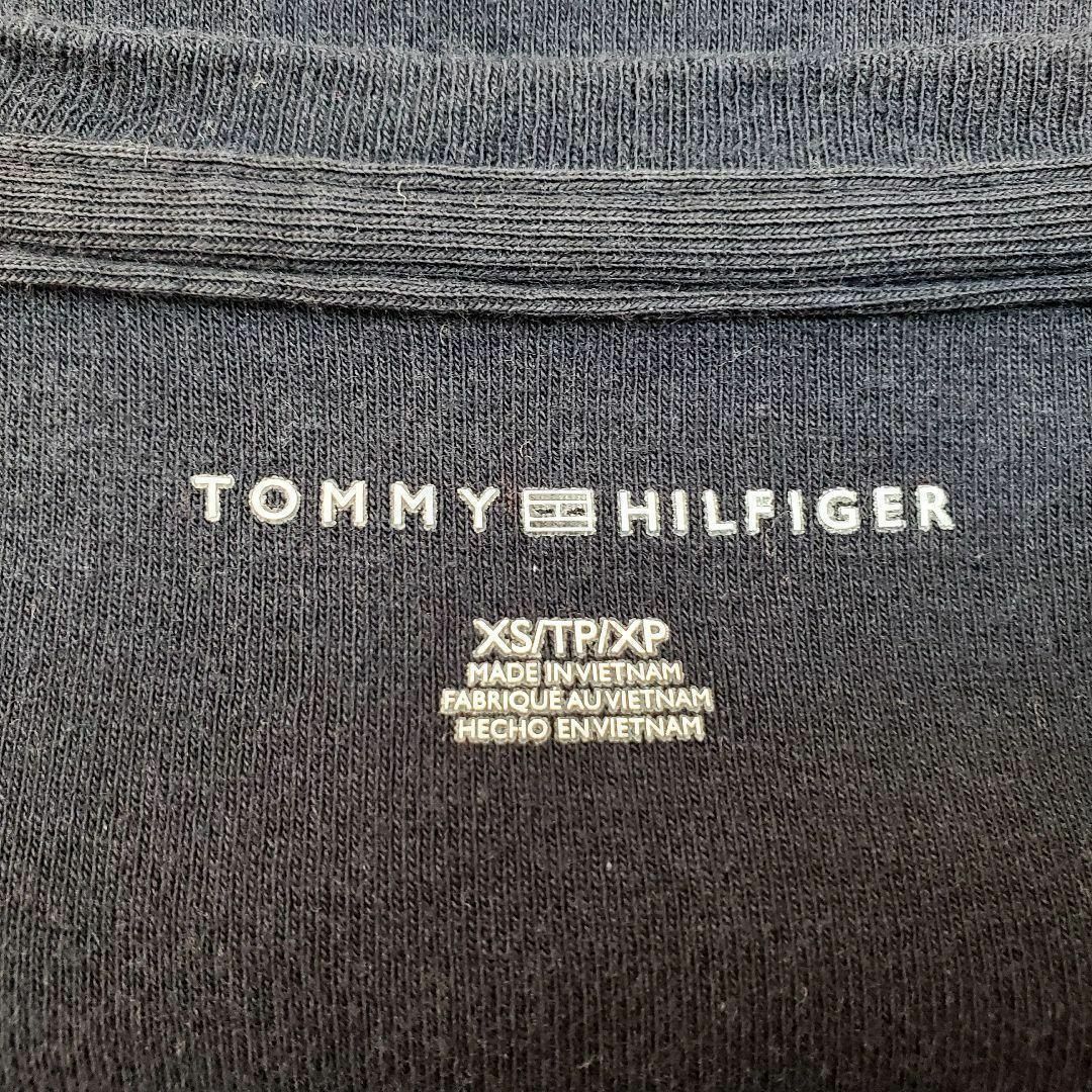 TOMMY HILFIGER(トミーヒルフィガー)のTOMMY HILFIGER長袖カットソー紺色ロゴ刺繍 レディースのトップス(Tシャツ(長袖/七分))の商品写真