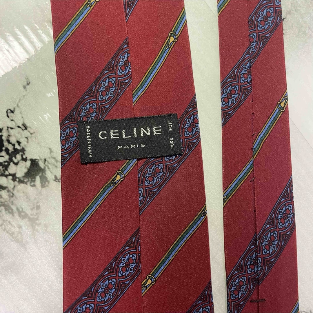 celine(セリーヌ)の【貴賓レッド　スカーフマカダム】　セリーヌ　ネクタイ CELINE スペイン製 メンズのファッション小物(ネクタイ)の商品写真