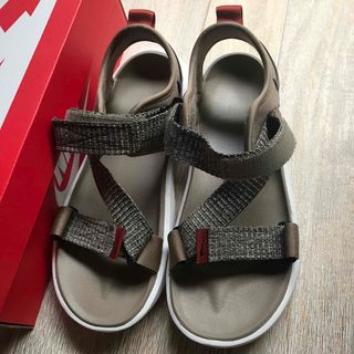 ナイキ(NIKE)のナイキ VISTA SANDAL ビスタ サンダル　カーキ/ブラック 美品(サンダル)