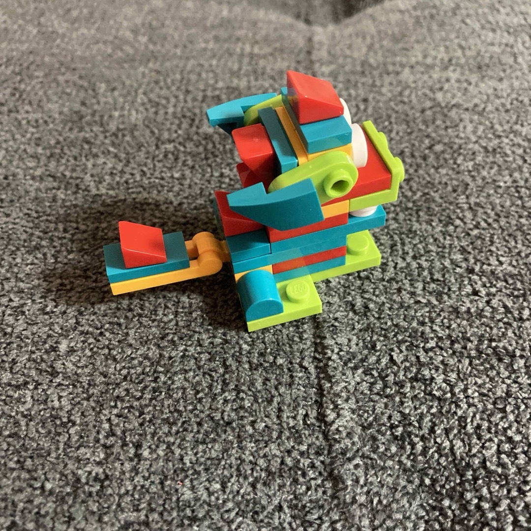Lego(レゴ)のLEGO ドラゴン ① エンタメ/ホビーのおもちゃ/ぬいぐるみ(その他)の商品写真