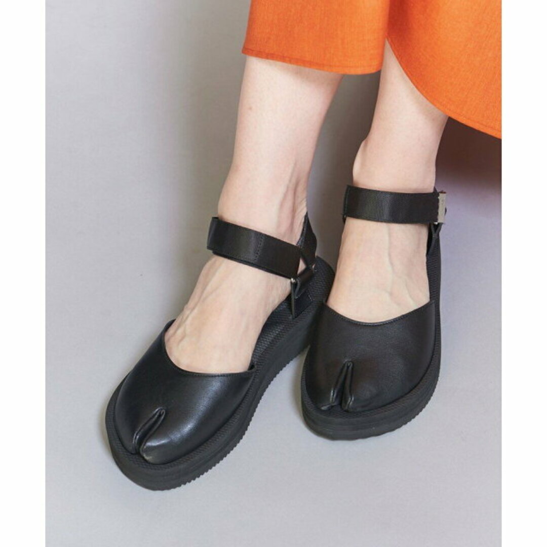 BEAUTY&YOUTH UNITED ARROWS(ビューティアンドユースユナイテッドアローズ)の【BLACK】【別注】<SUICOKE>タビ サンダル/23SS レディースの靴/シューズ(サンダル)の商品写真