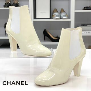 シャネル(CHANEL)の 7962 シャネル パテント ココマーク サイドゴア ショートブーツ(ブーツ)