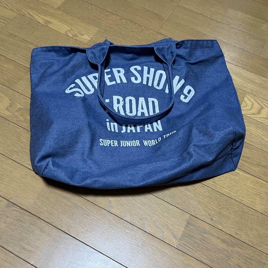 SUPER JUNIOR(スーパージュニア)のsuper junior テイ9アウトバッグ super show 9 エンタメ/ホビーのタレントグッズ(アイドルグッズ)の商品写真