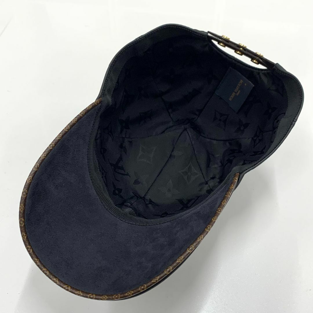 LOUIS VUITTON(ルイヴィトン)の8990 ルイヴィトン キャップ 帽子 モノグラムフラワー レザー ブラック レディースの帽子(キャップ)の商品写真
