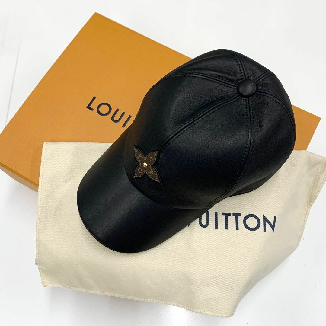 LOUIS VUITTON(ルイヴィトン)の8990 ルイヴィトン キャップ 帽子 モノグラムフラワー レザー ブラック レディースの帽子(キャップ)の商品写真