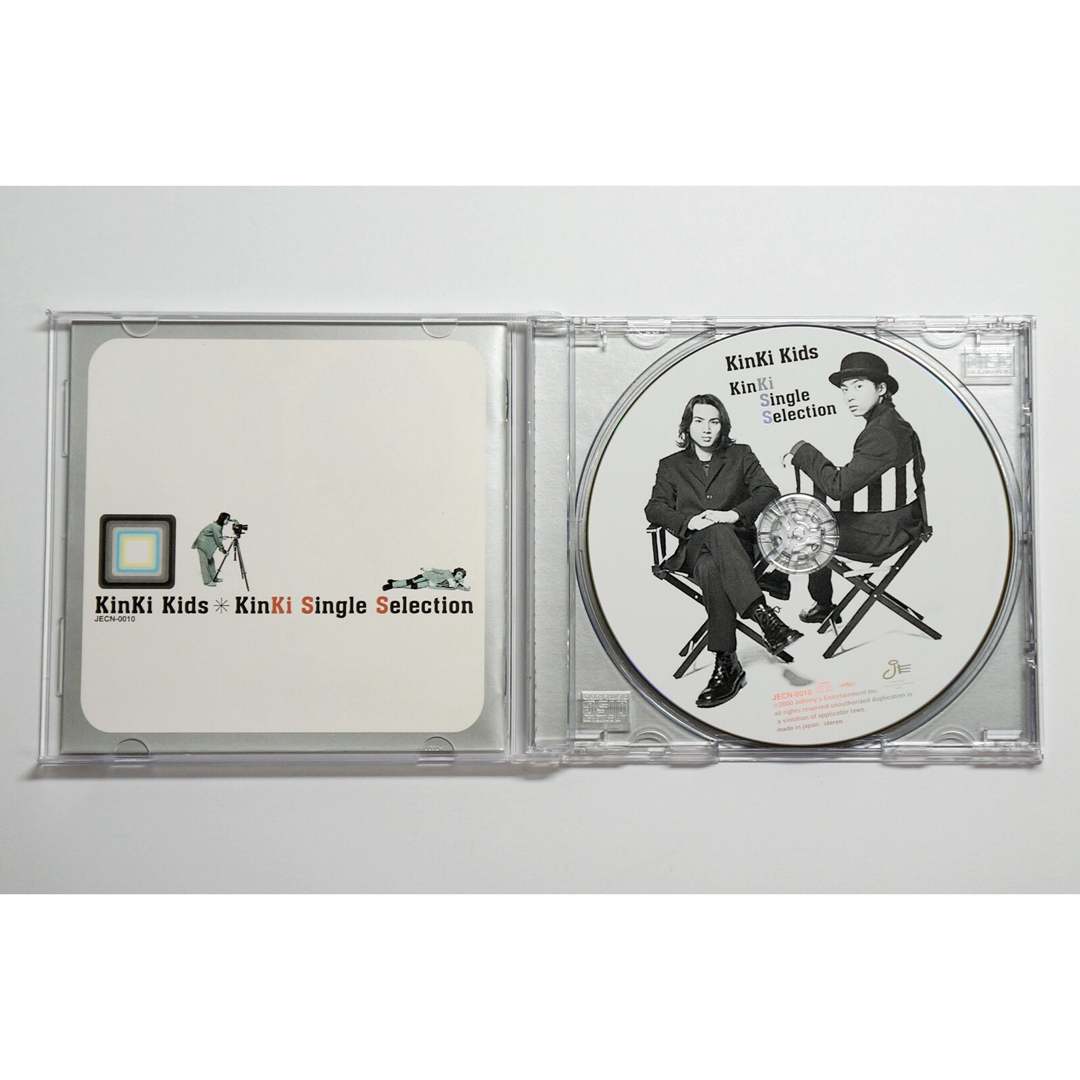 KinKi Kids(キンキキッズ)のKinKi Kids シングルセレクション　初回盤写真集付　帯付き エンタメ/ホビーのCD(ポップス/ロック(邦楽))の商品写真