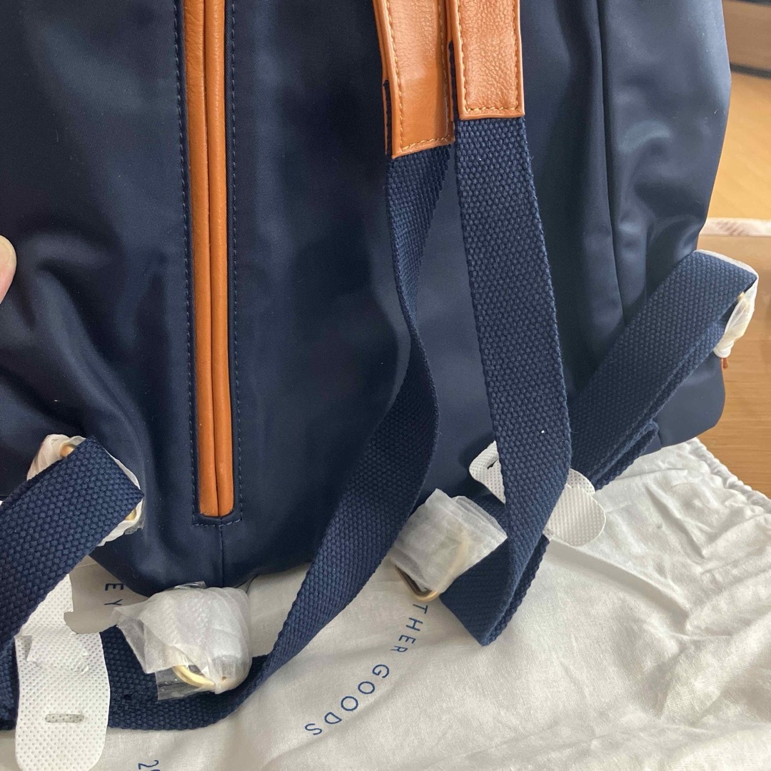 未使用　タグ、布袋付き　ネイビーリュック　Samuel Ashley レディースのバッグ(リュック/バックパック)の商品写真