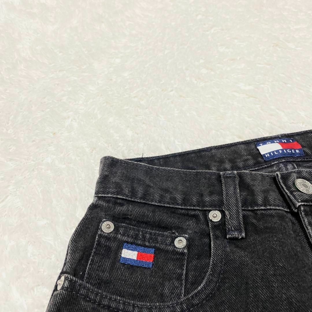 TOMMY HILFIGER ☆ ブラック デニムパンツ 黒 刺繍ロゴ