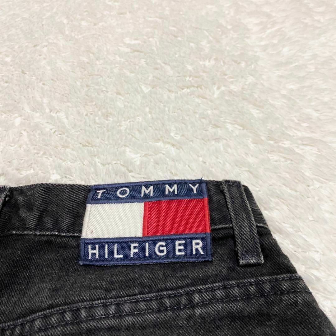 TOMMY HILFIGER ☆ ブラック デニムパンツ 黒 刺繍ロゴ